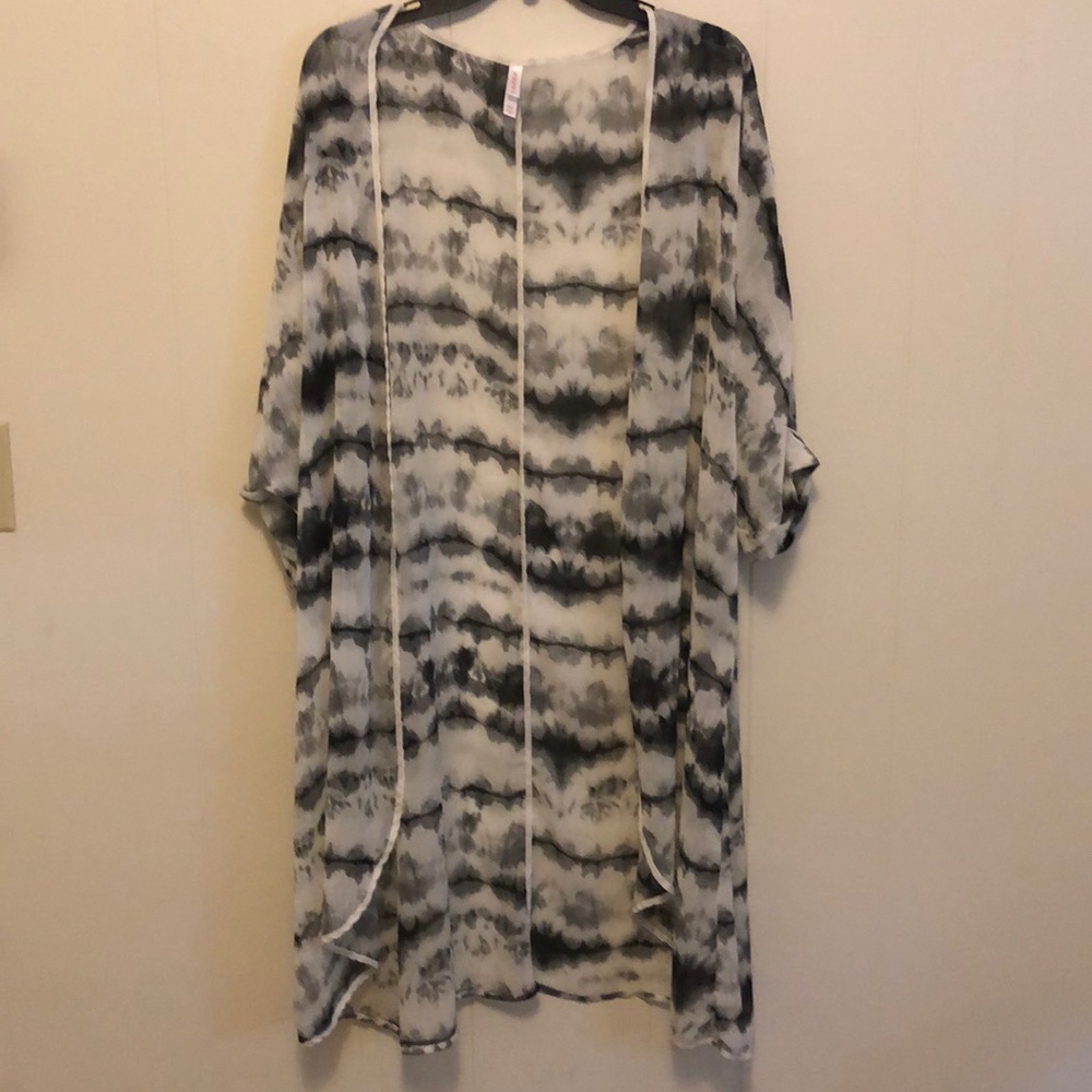 M/L tie dye bathing suit cover-up